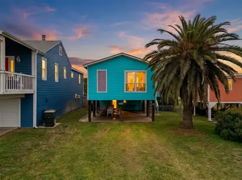 4121 Las Palmas Street Galveston TX 77554