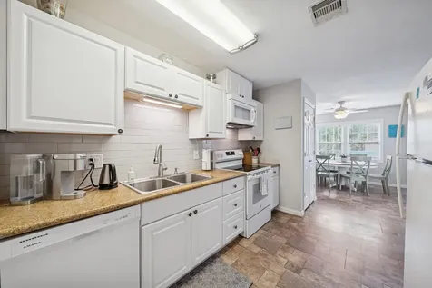 4121 Las Palmas Street Galveston TX 77554