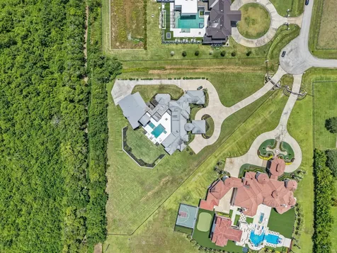 4043 Maranatha Drive Sugar Land TX 77479