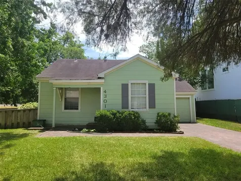 4301 Dorothy Street Bellaire TX 77401