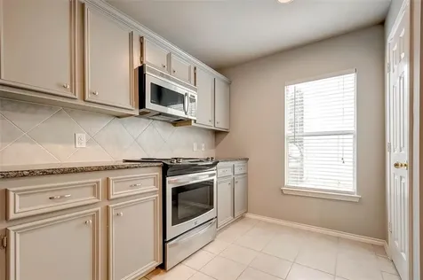1718 Redwing Cove Drive Houston TX 77009