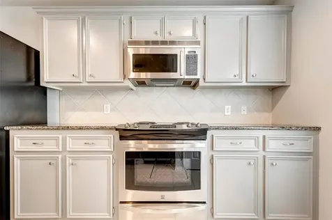 1718 Redwing Cove Drive Houston TX 77009