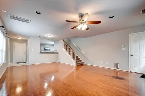1718 Redwing Cove Drive Houston TX 77009