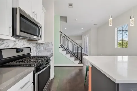 3808 Sherman Street B Houston TX 77003