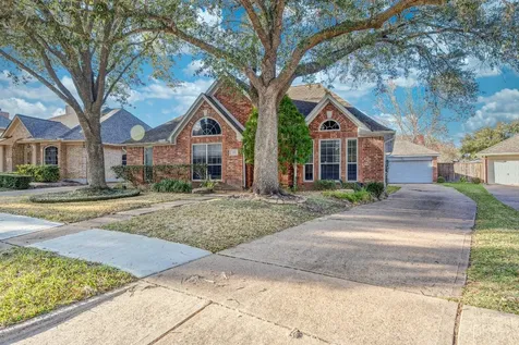 7111 Glenwood Drive Sugar Land TX 77479