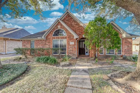 7111 Glenwood Drive Sugar Land TX 77479