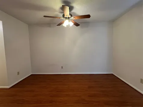2826 S Bartell Drive 21 Houston TX 77054