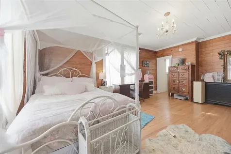 215 N Haupstrasse Street Carmine TX 78932