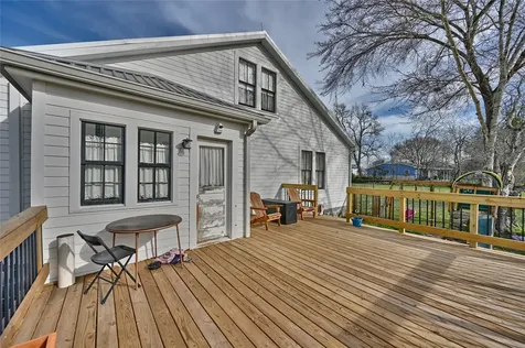 215 N Haupstrasse Street Carmine TX 78932