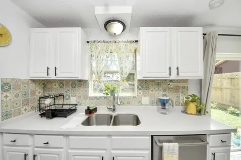 6903 La Violetta Drive Houston TX 77083