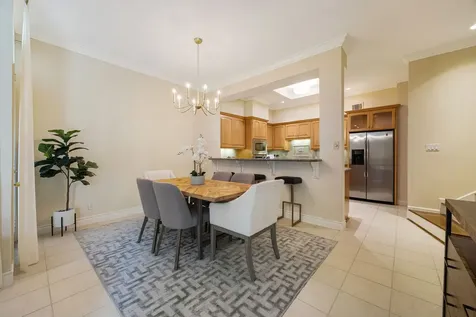 2118 Nantucket Drive C Houston TX 77057