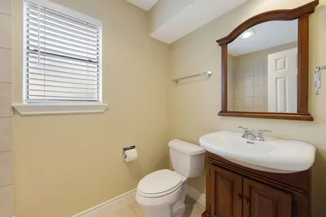 2118 Nantucket Drive C Houston TX 77057