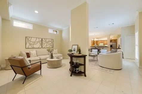 2118 Nantucket Drive C Houston TX 77057