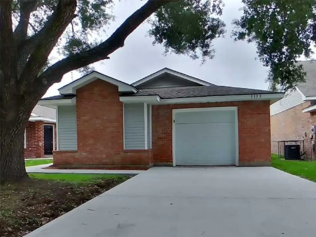 3135 Kelling Street Houston TX 77045