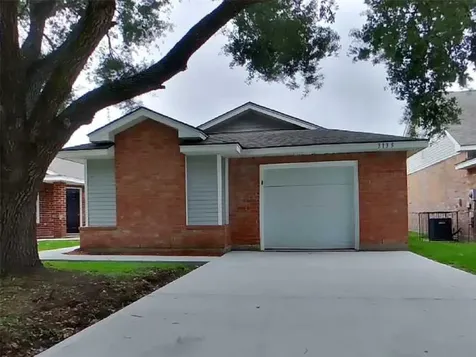3135 Kelling Street Houston TX 77045