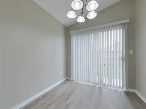 3135 Kelling Street Houston TX 77045