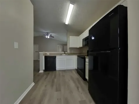 3135 Kelling Street Houston TX 77045
