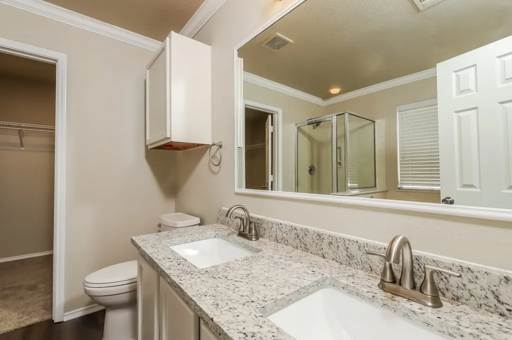 5710 Sherbrooke Oak San Antonio TX 78249