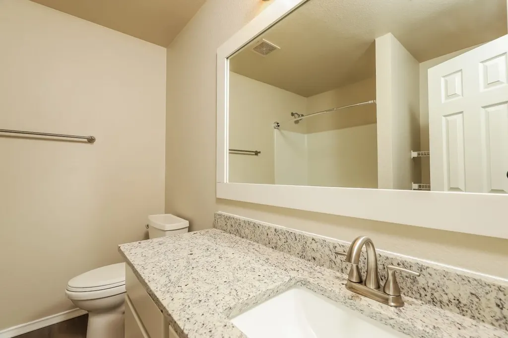 5710 Sherbrooke Oak San Antonio TX 78249