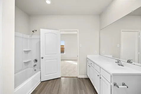 6419 Autumn Equinox Drive Houston TX 77048