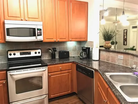 1711 Old Spanish Trail 106 Houston TX 77054