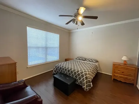 1711 Old Spanish Trail 106 Houston TX 77054