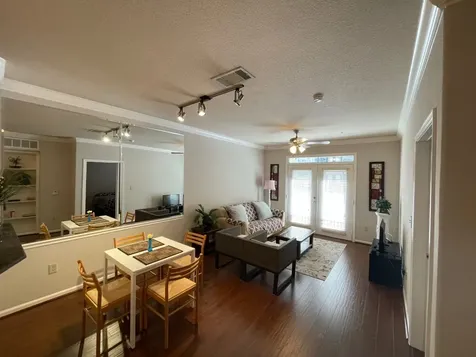 1711 Old Spanish Trail 106 Houston TX 77054