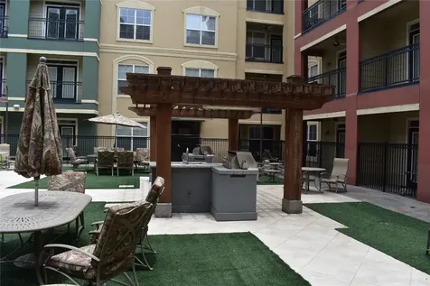 1711 Old Spanish Trail 106 Houston TX 77054