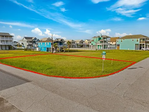 22910 Camino Street Galveston TX 77554