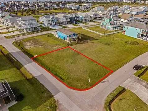 22910 Camino Street Galveston TX 77554