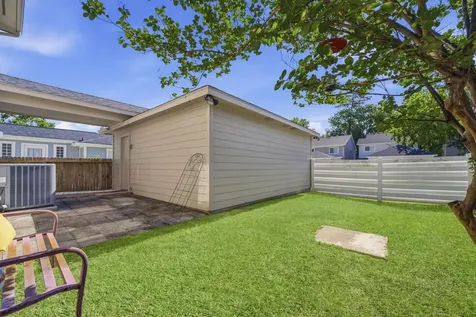 26848 Manor Crest Court Kingwood TX 77339