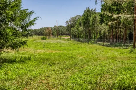 1922 County Road 324 Caldwell TX 77836