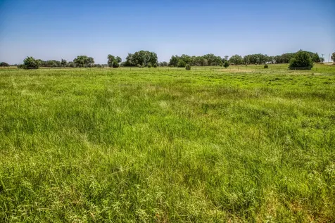 1922 County Road 324 Caldwell TX 77836