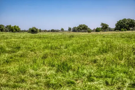 1922 County Road 324 Caldwell TX 77836