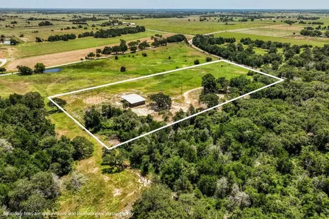 1922 County Road 324 Caldwell TX 77836