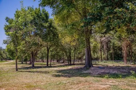 1922 County Road 324 Caldwell TX 77836