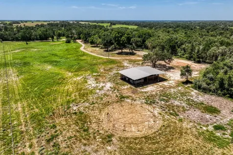 1922 County Road 324 Caldwell TX 77836