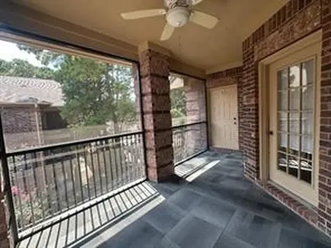 2803 Kings Crossing Drive 303 Houston TX 77345