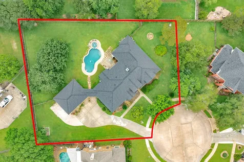 55 Mandevilla Court Lake Jackson TX 77566
