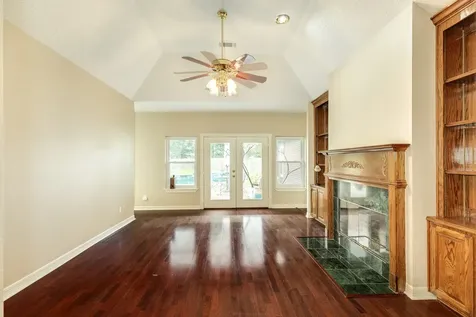 55 Mandevilla Court Lake Jackson TX 77566