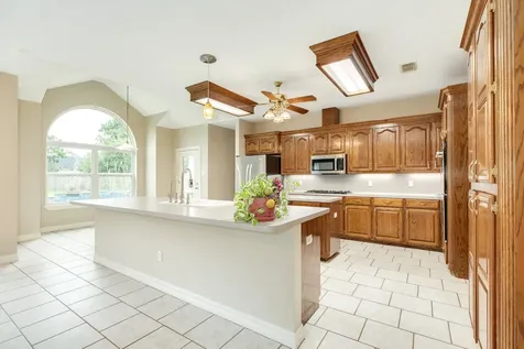 55 Mandevilla Court Lake Jackson TX 77566