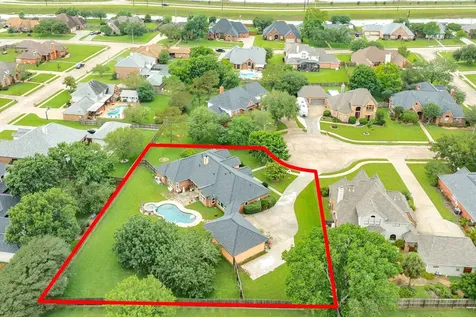 55 Mandevilla Court Lake Jackson TX 77566