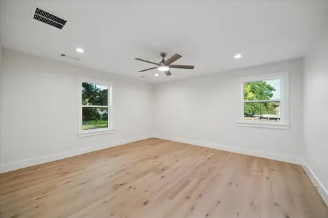 5665 Pine Forest Road Houston TX 77056