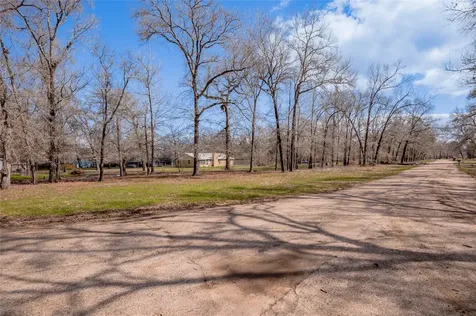 Lot 22 Bending Oaks Lane Livingston TX 77351