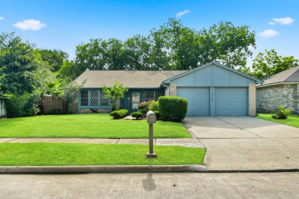 11322 Yorklyn Drive Houston TX 77066