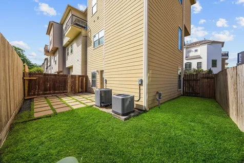 1146 Hempstead Villa Lane Houston TX 77008