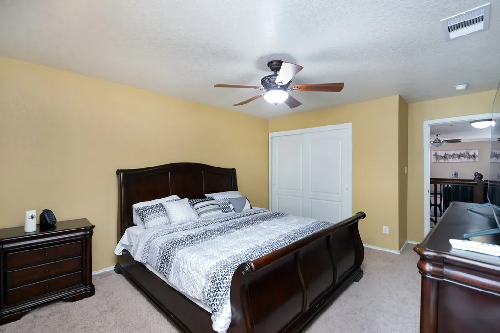 6737 Riverwood Live Oak TX 78233