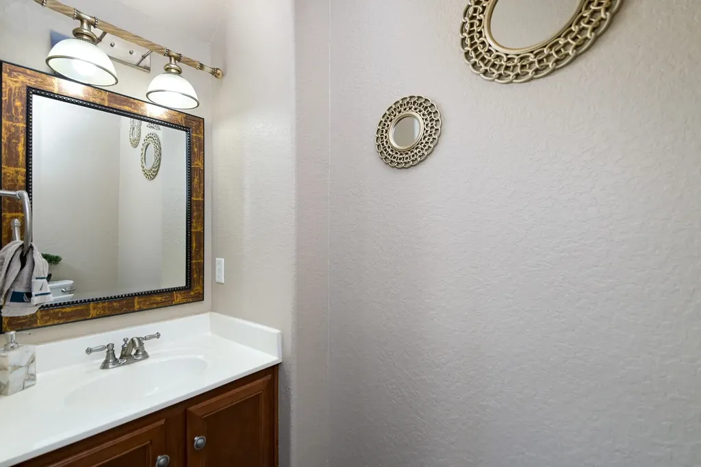 6737 Riverwood Live Oak TX 78233