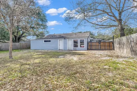 1517 Oakview Street Bryan TX 77802