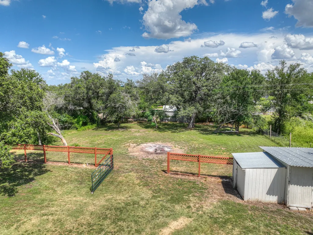 580 E Zipp Road New Braunfels TX 78130